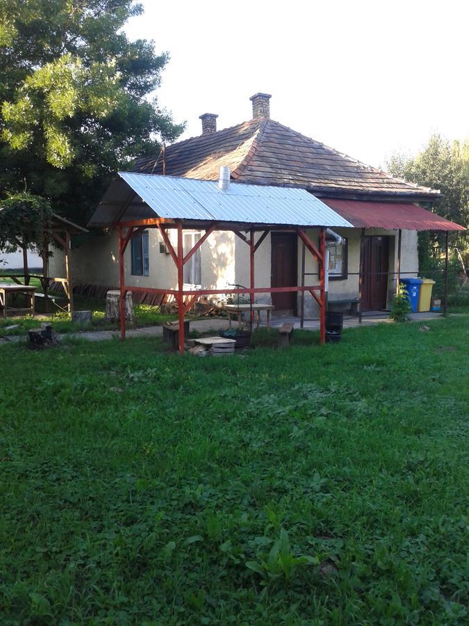 Отель Agoc Vendeghaz Alsoberecki Экстерьер фото